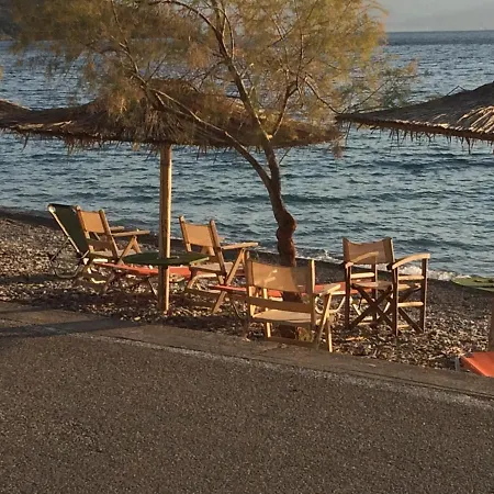 Hébergement de vacances Steinturm Mit Dach-terrasse Zwischen Fluss, Und Gebirge- Spiti Pirgos